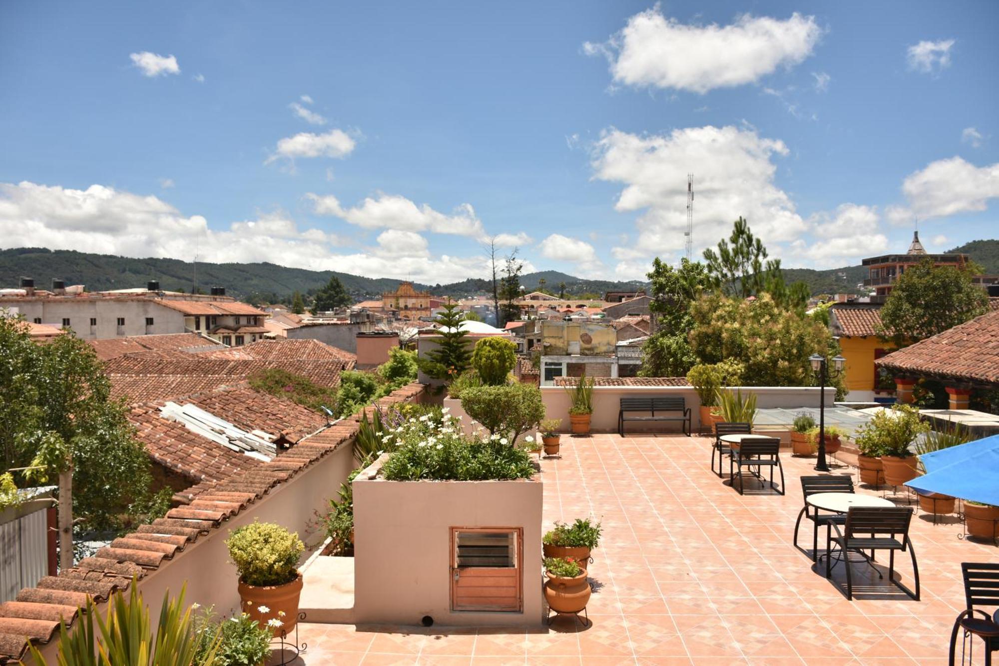 ホテル マンション デル ヴァレ San Cristóbal de Las Casas エクステリア 写真